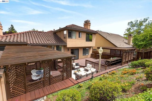55 Rainbow Bridge Way, San Ramon, CA 94582