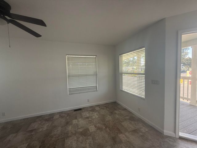 26814 S Mooney Boulevard B45, Visalia, CA 93277