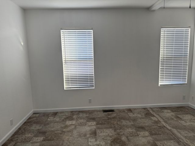 26814 S Mooney Boulevard B45, Visalia, CA 93277