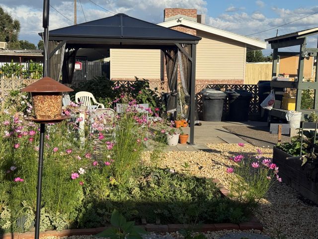 26814 S Mooney Boulevard B45, Visalia, CA 93277