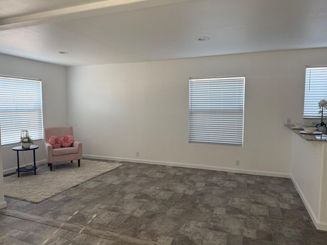 26814 S Mooney Boulevard B45, Visalia, CA 93277