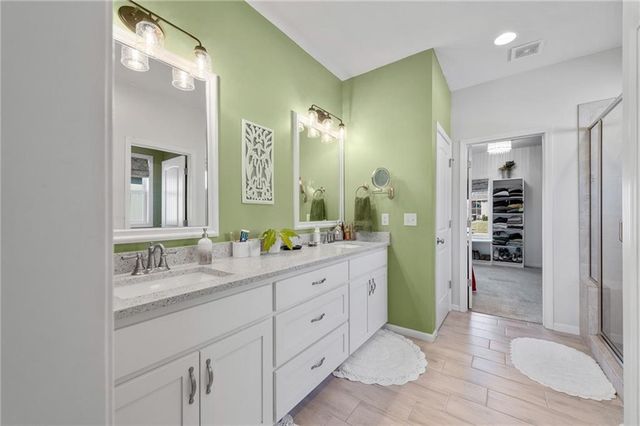 5003 N 145th Street, Basehor, KS 66007