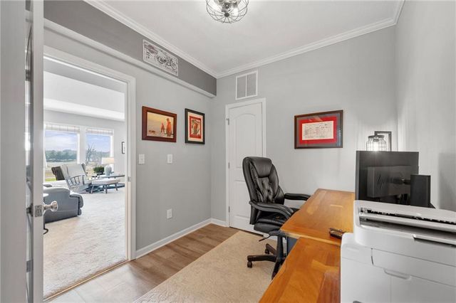 5003 N 145th Street, Basehor, KS 66007