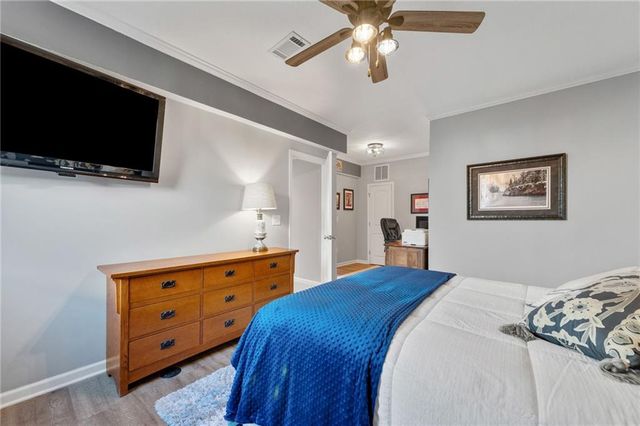 5003 N 145th Street, Basehor, KS 66007