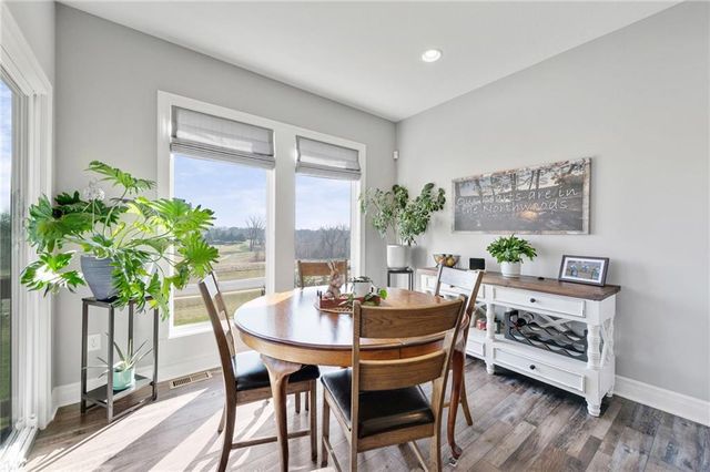 5003 N 145th Street, Basehor, KS 66007