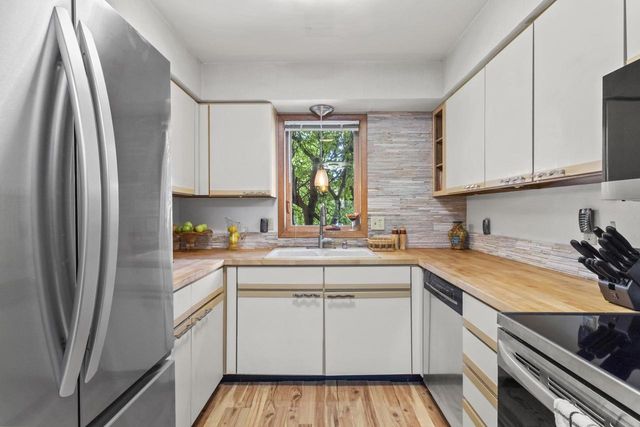 818 S Gammon Road #2, Madison, WI 53719