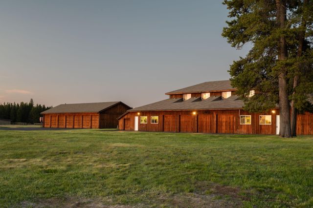 52255 Huntington Road, La Pine, OR 97739