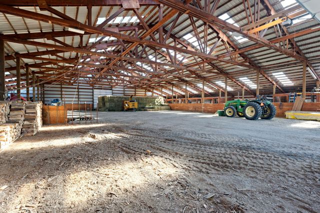 52255 Huntington Road, La Pine, OR 97739