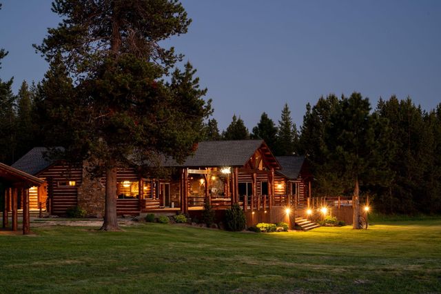 52255 Huntington Road, La Pine, OR 97739
