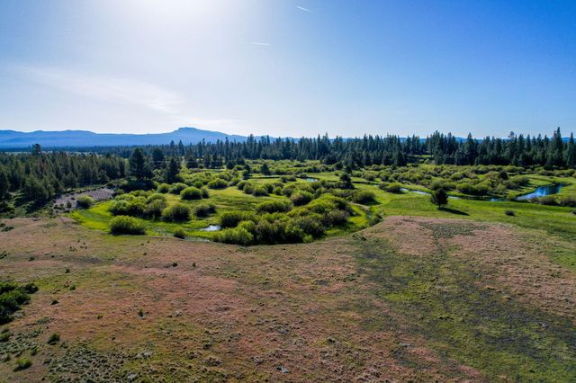 52255 Huntington Road, La Pine, OR 97739