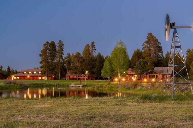 52255 Huntington Road, La Pine, OR 97739