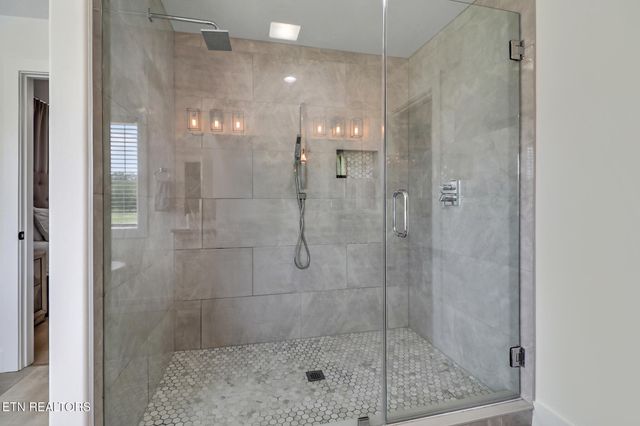 322 Randolph Rd, Crossville, TN 38571