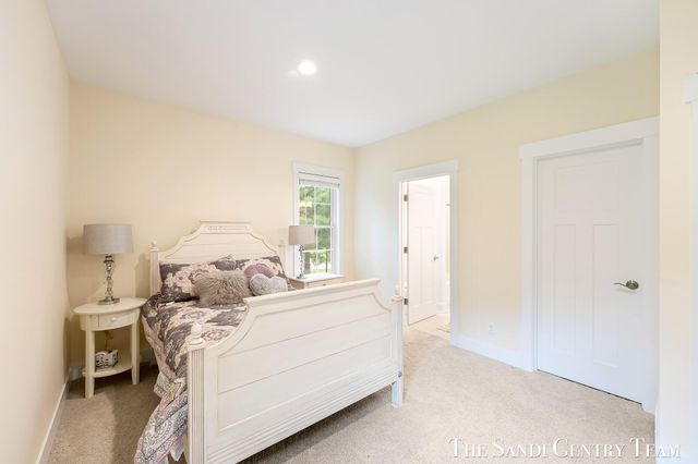 12620 Golf Estates Lane, Grand Haven Twp, MI 49417