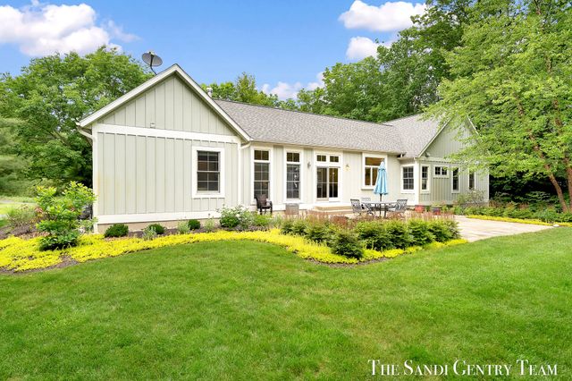 12620 Golf Estates Lane, Grand Haven Twp, MI 49417