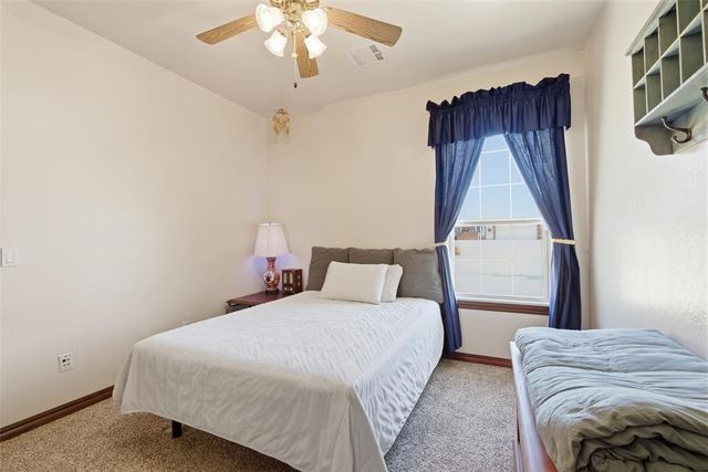 16441 Roserock Circle, Choctaw, OK 73020