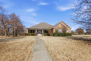 16441 Roserock Circle, Choctaw, OK 73020