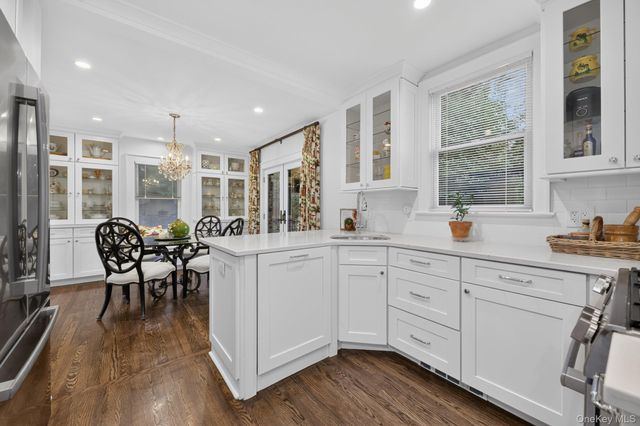 14 S Longfellow Street, Hartsdale, NY 10530