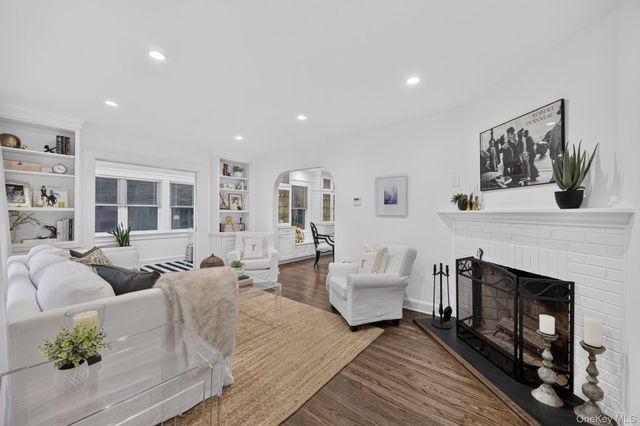 14 S Longfellow Street, Hartsdale, NY 10530