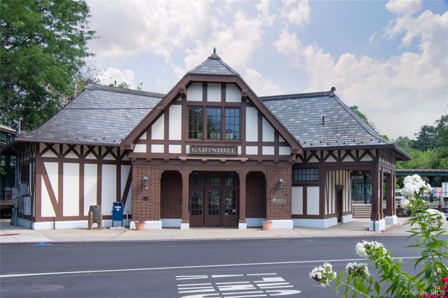 14 S Longfellow Street, Hartsdale, NY 10530