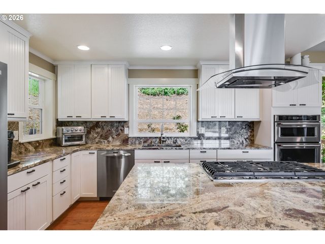 1522 N 4TH Ct, Washougal, WA 98671