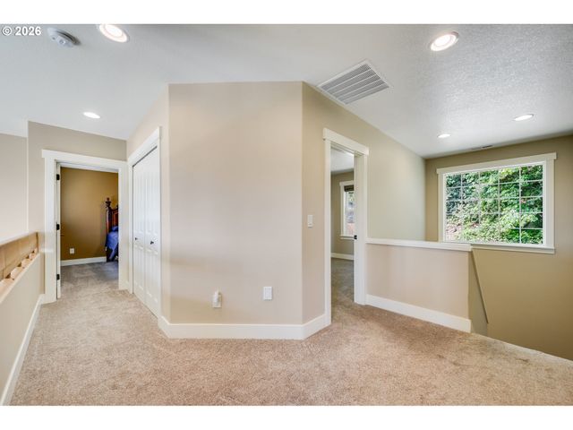 1522 N 4TH Ct, Washougal, WA 98671