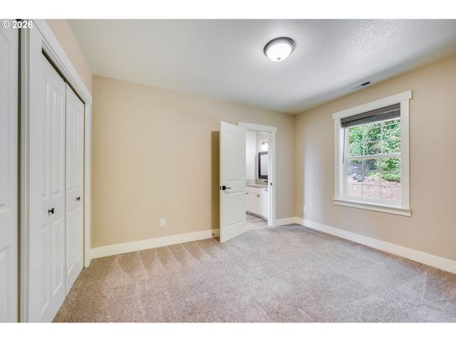 1522 N 4TH Ct, Washougal, WA 98671