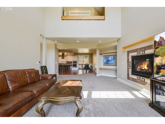 1522 N 4TH Ct, Washougal, WA 98671