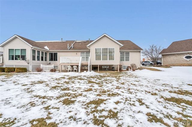 102 Eagle Court, Waterloo, IL 62298