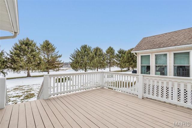 102 Eagle Court, Waterloo, IL 62298