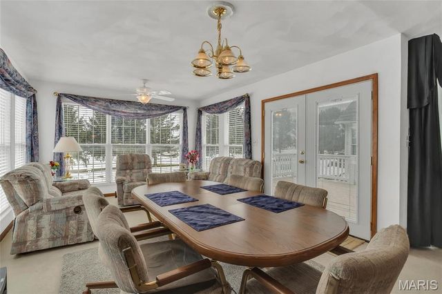 102 Eagle Court, Waterloo, IL 62298