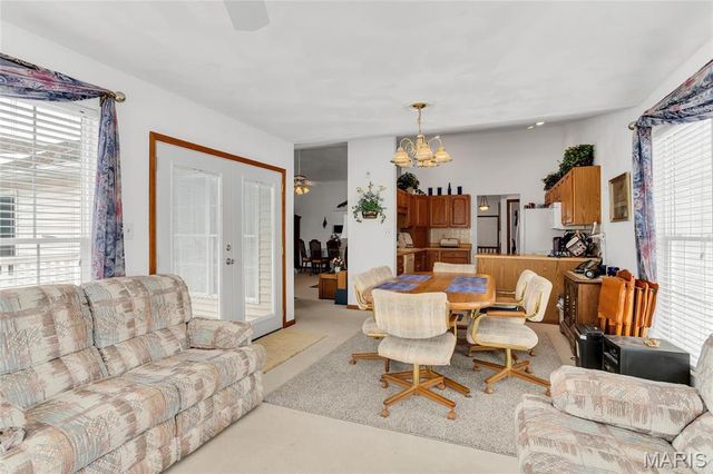 102 Eagle Court, Waterloo, IL 62298