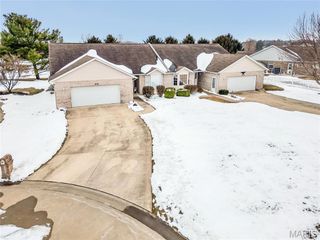 102 Eagle Court, Waterloo, IL 62298