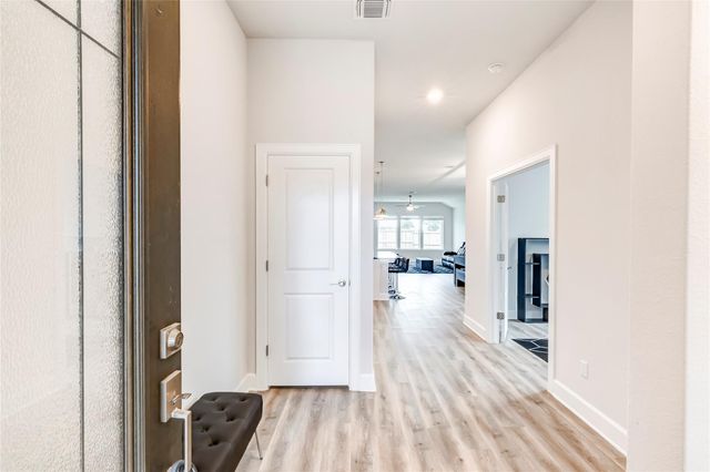 100 Patrick Herndon DR, Bastrop, TX 78602