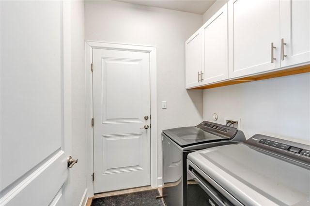 100 Patrick Herndon DR, Bastrop, TX 78602