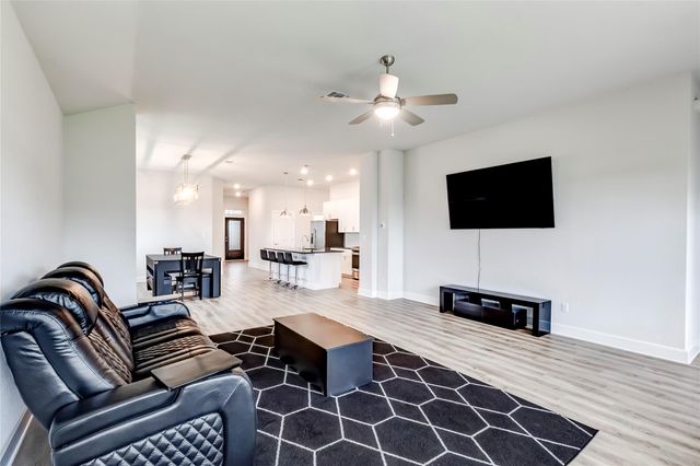 100 Patrick Herndon DR, Bastrop, TX 78602