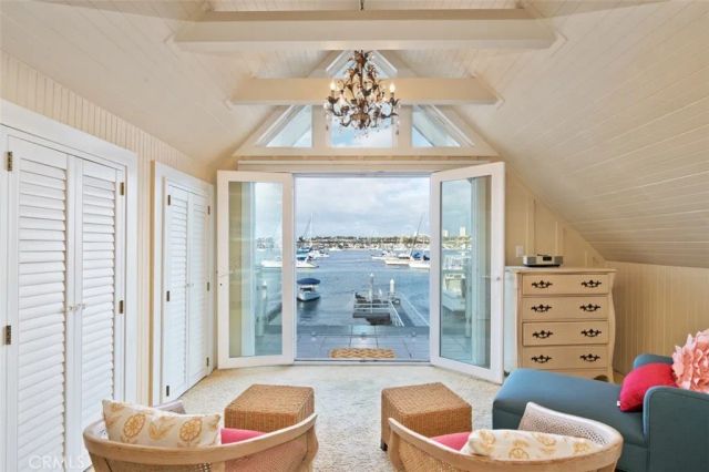 1128 E Balboa, Newport Beach, CA 92661