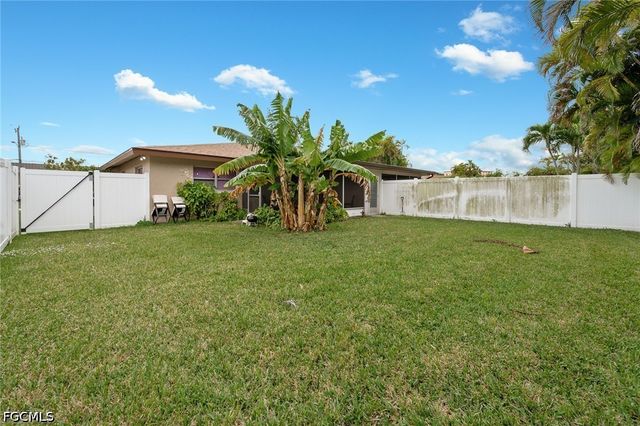 4212 SE 19th PL A, Cape Coral, FL 33904