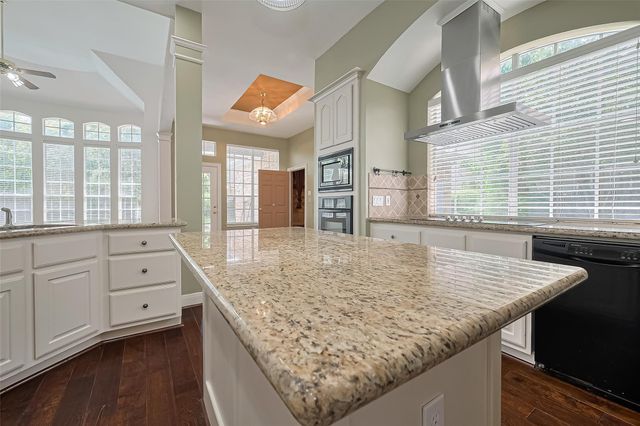 36 Watermill Place, Sugar Land, TX 77479