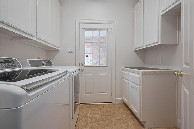 36 Watermill Place, Sugar Land, TX 77479