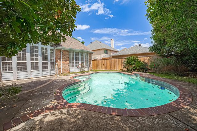 36 Watermill Place, Sugar Land, TX 77479