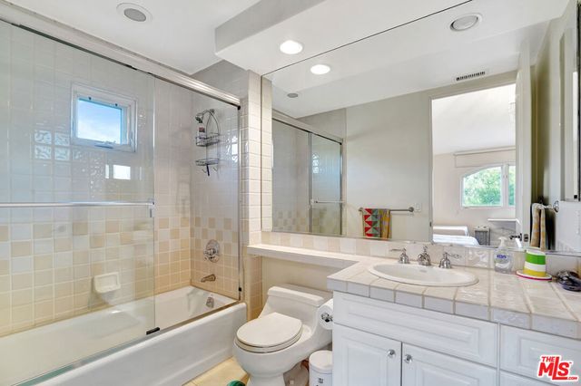 27425 Calicut Road, Malibu, CA 90265