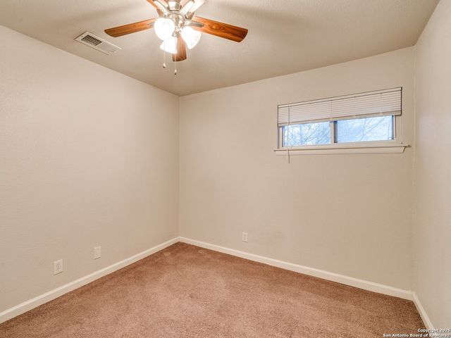 100 Lorenz Rd Apt 1504, San Antonio, TX 78209