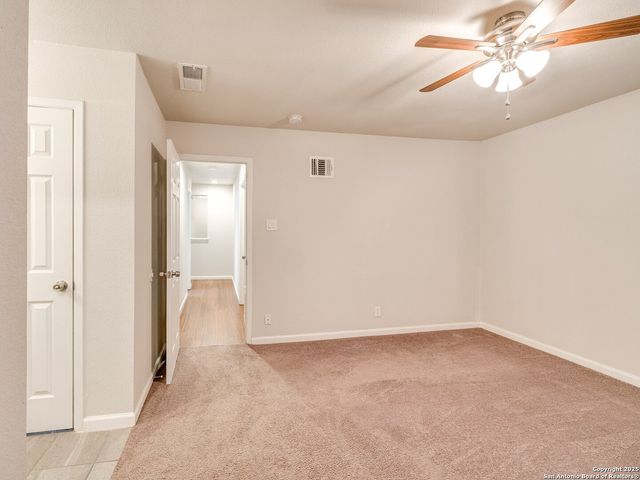 100 Lorenz Rd Apt 1504, San Antonio, TX 78209