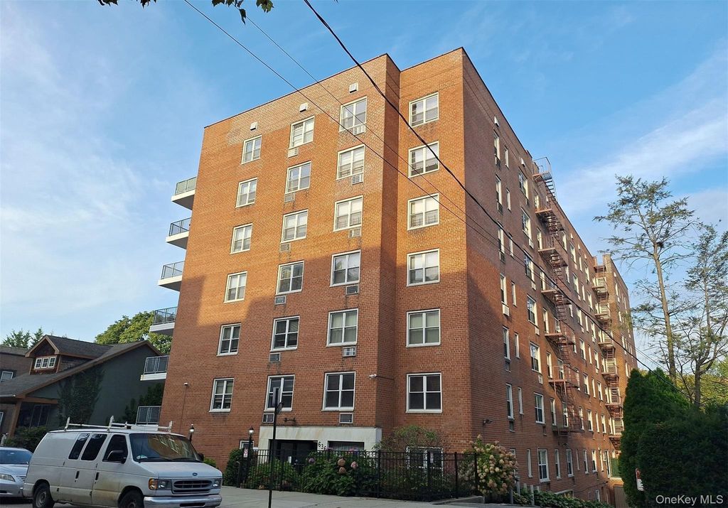 636 N Terrace Avenue 2C, Mount Vernon, NY 10552