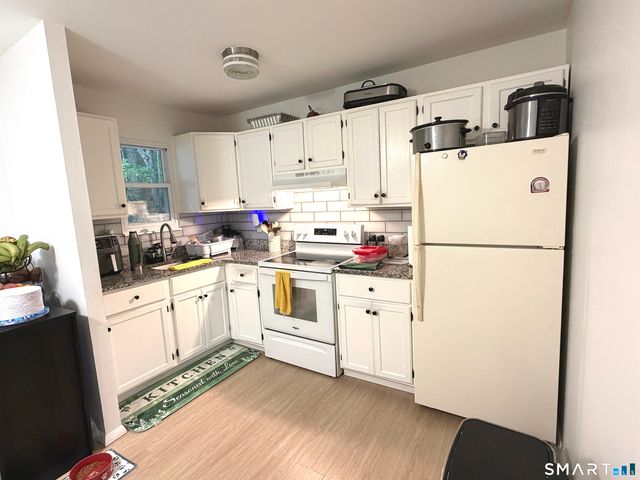 101 Ridge Road 12, Naugatuck, CT 06770