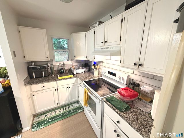 101 Ridge Road 12, Naugatuck, CT 06770