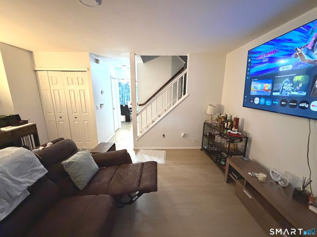 101 Ridge Road 12, Naugatuck, CT 06770