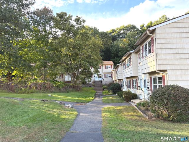 101 Ridge Road 12, Naugatuck, CT 06770