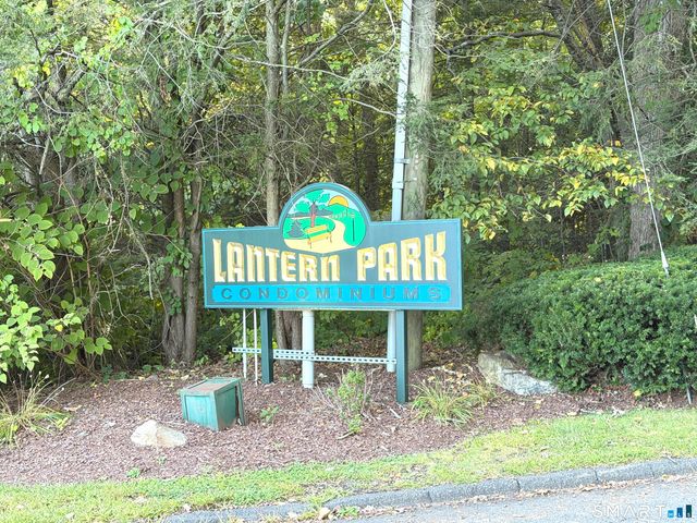101 Ridge Road 12, Naugatuck, CT 06770