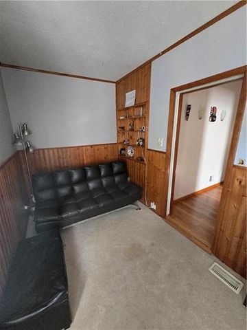 250 N Boundary St, City Of But Sw, PA 16001